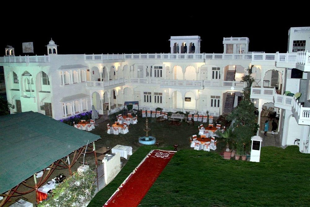 Jaipur Darbar酒店 外观 照片